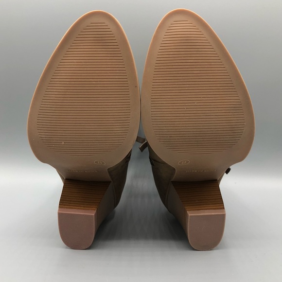 Journe collection brown ankle boot - Picture 7 of 8